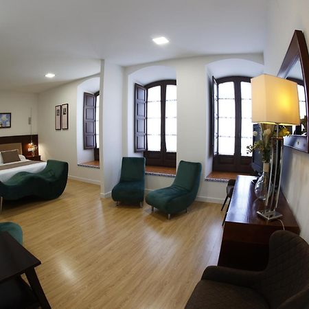 Hotel El Carmen 푸엔테-헤닐 외부 사진