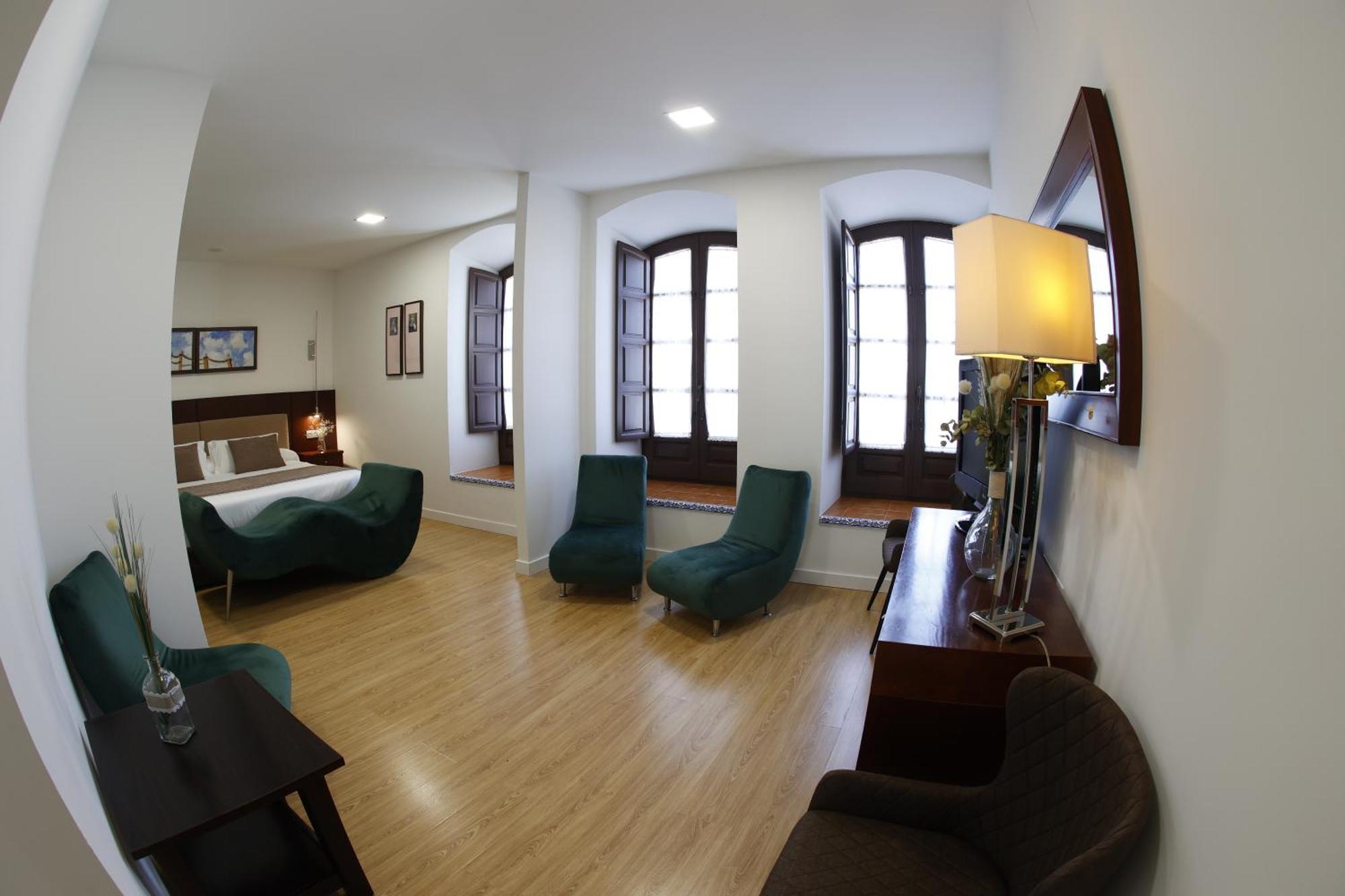 Hotel El Carmen 푸엔테-헤닐 외부 사진