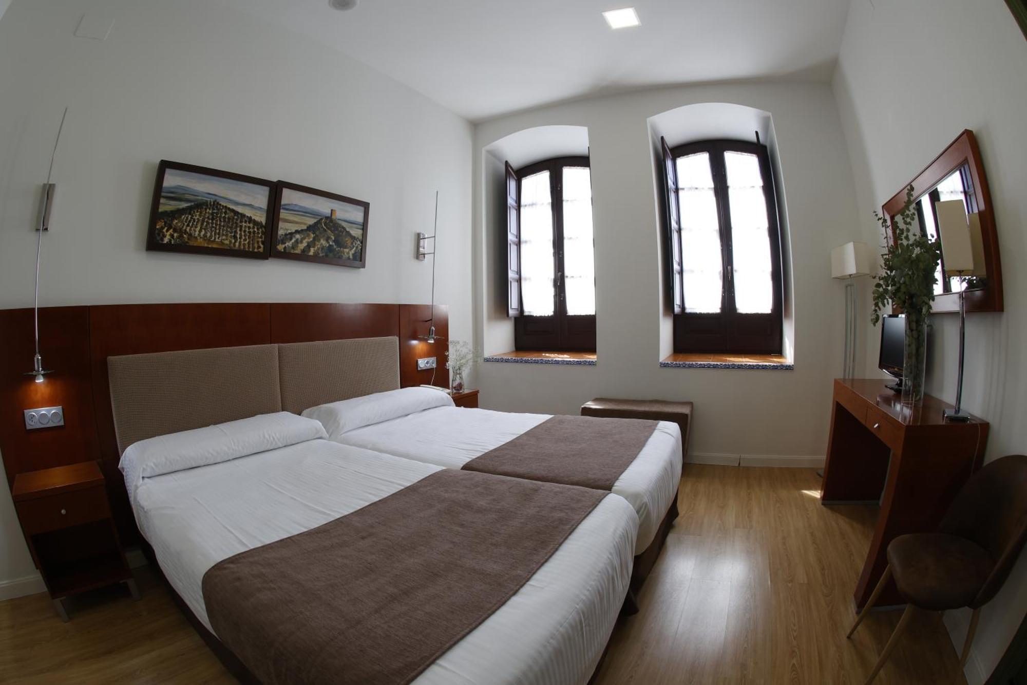 Hotel El Carmen 푸엔테-헤닐 외부 사진