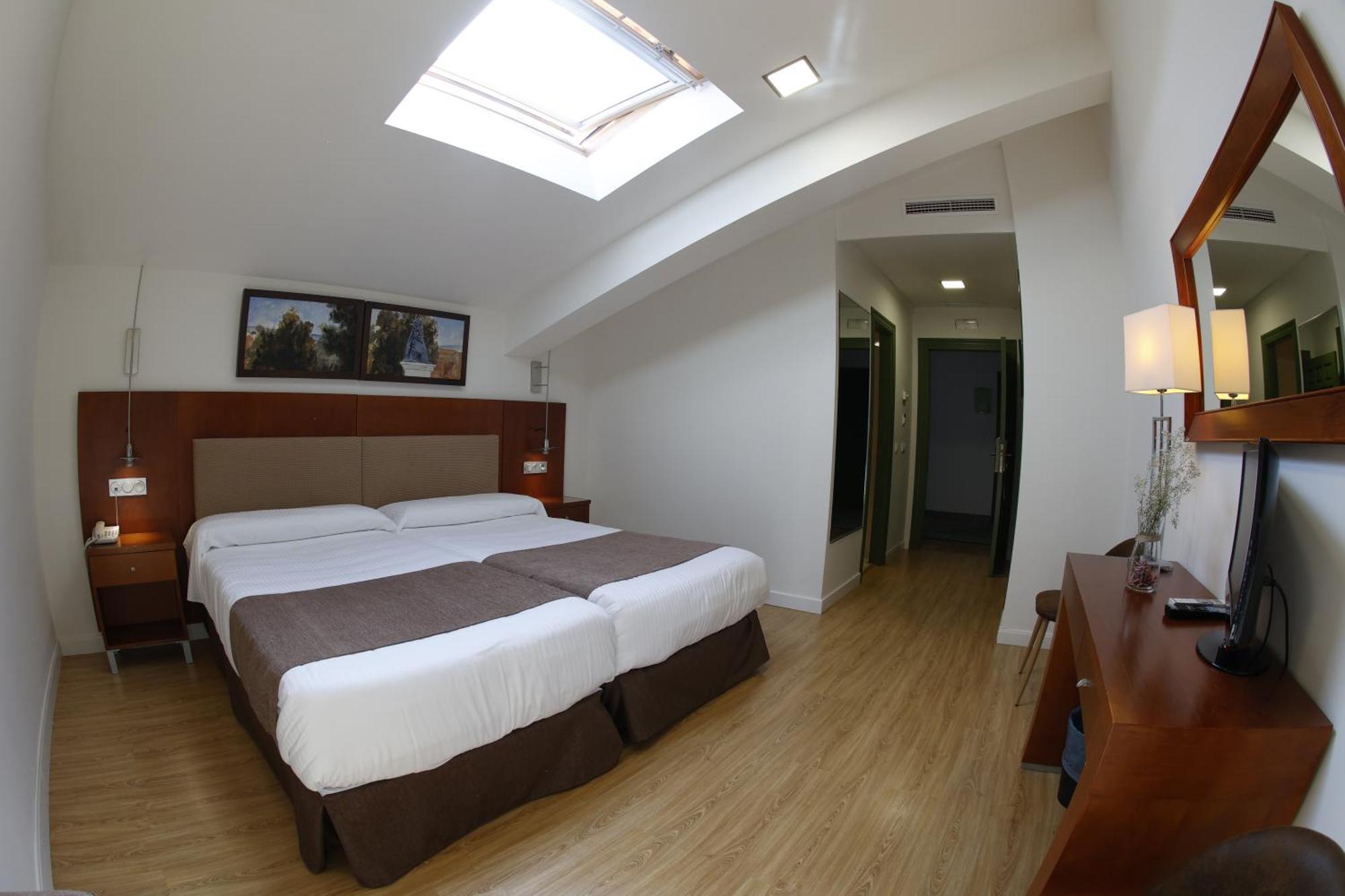 Hotel El Carmen 푸엔테-헤닐 외부 사진