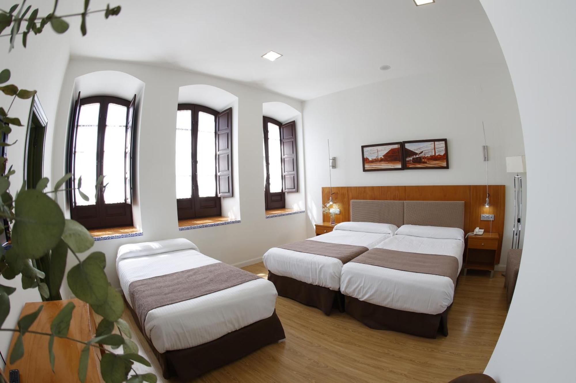 Hotel El Carmen 푸엔테-헤닐 외부 사진