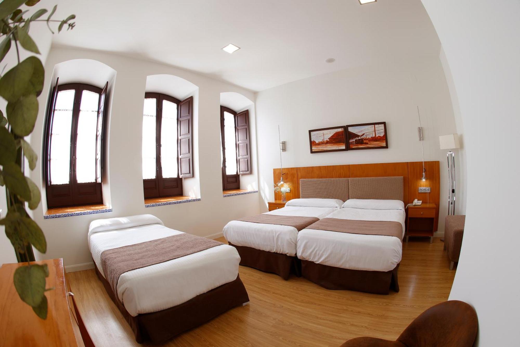 Hotel El Carmen 푸엔테-헤닐 외부 사진