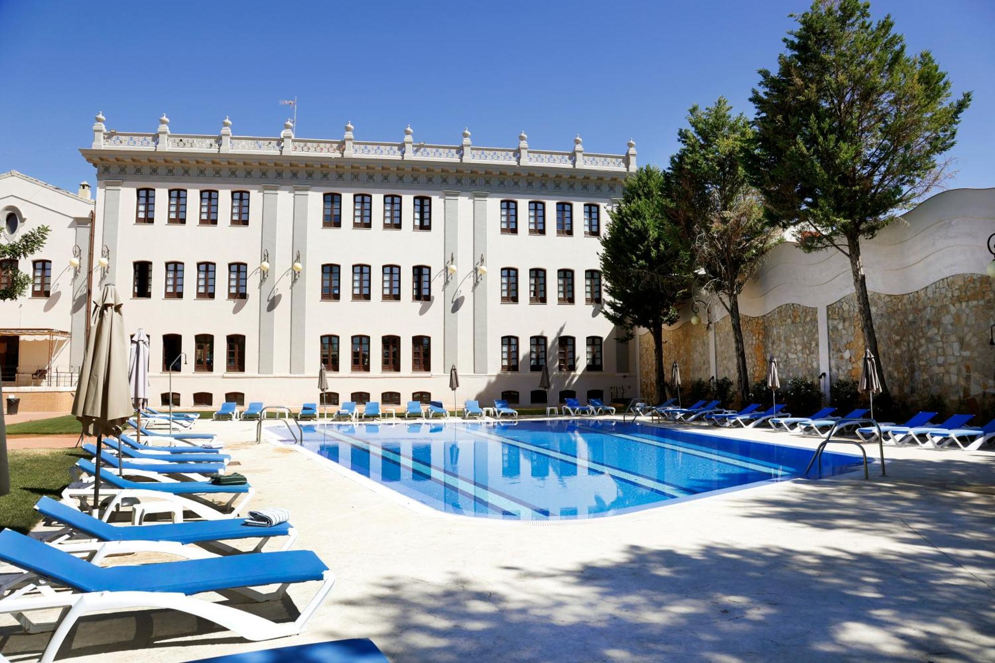 Hotel El Carmen 푸엔테-헤닐 외부 사진